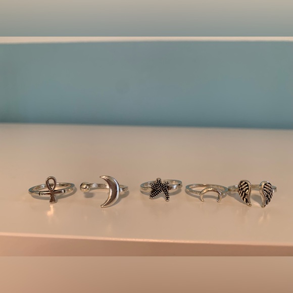 Set of 5 rings / approx size 7/8 - Picture 1 of 6